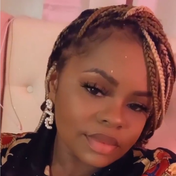 Meet your Posher, Zakiyah - Picture 1 of 1